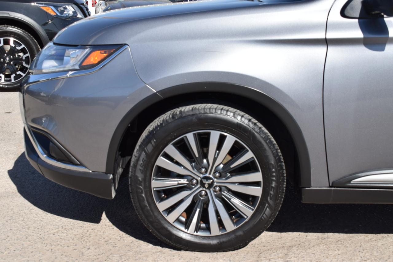 Mitsubishi Outlander ES 2WD 2020