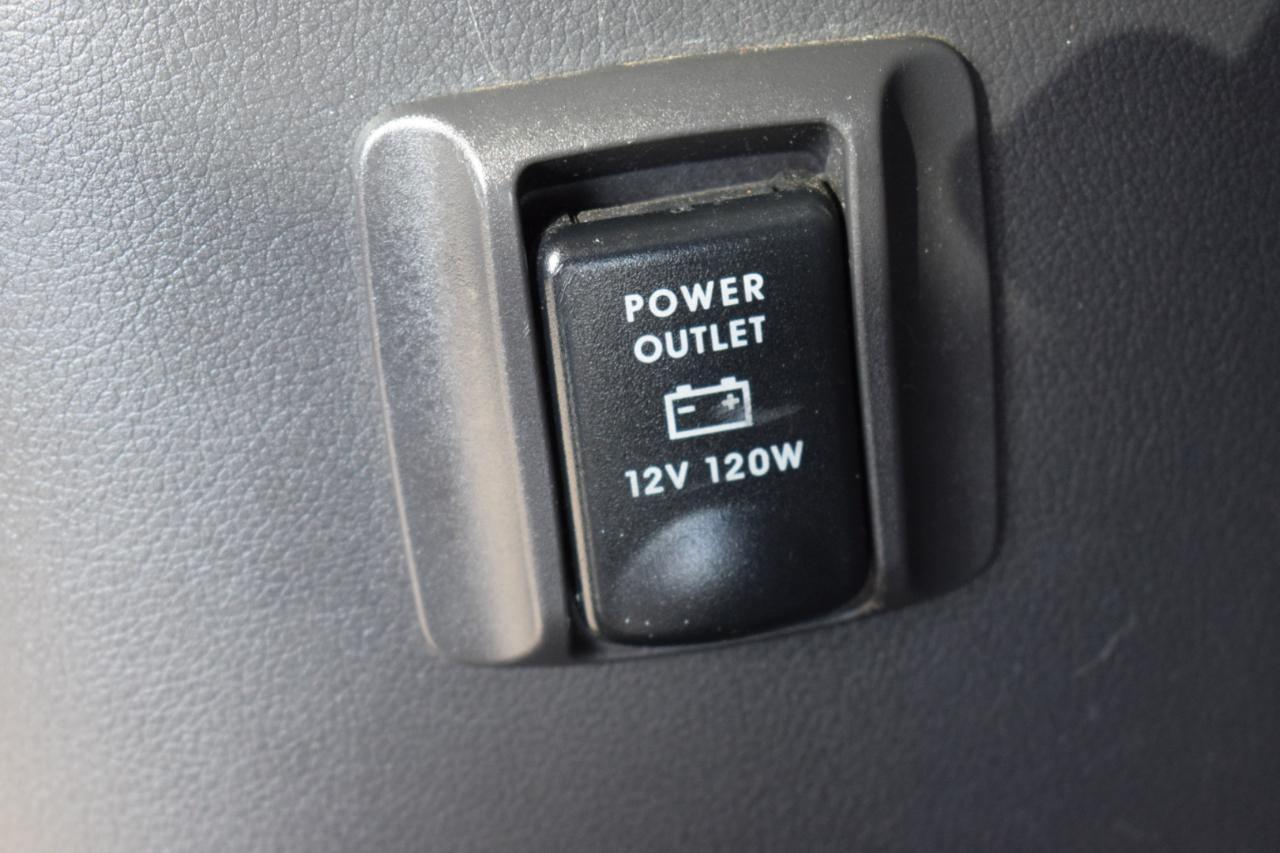 Mitsubishi Outlander ES 2WD 2020