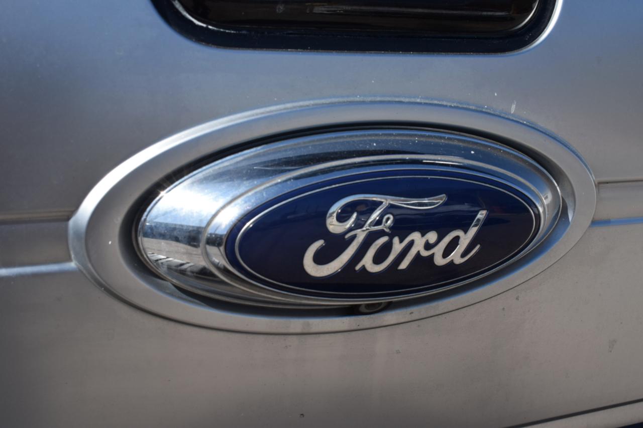 Ford F-150 Platinum SuperCrew 5.5-ft. Bed 2WD 2013