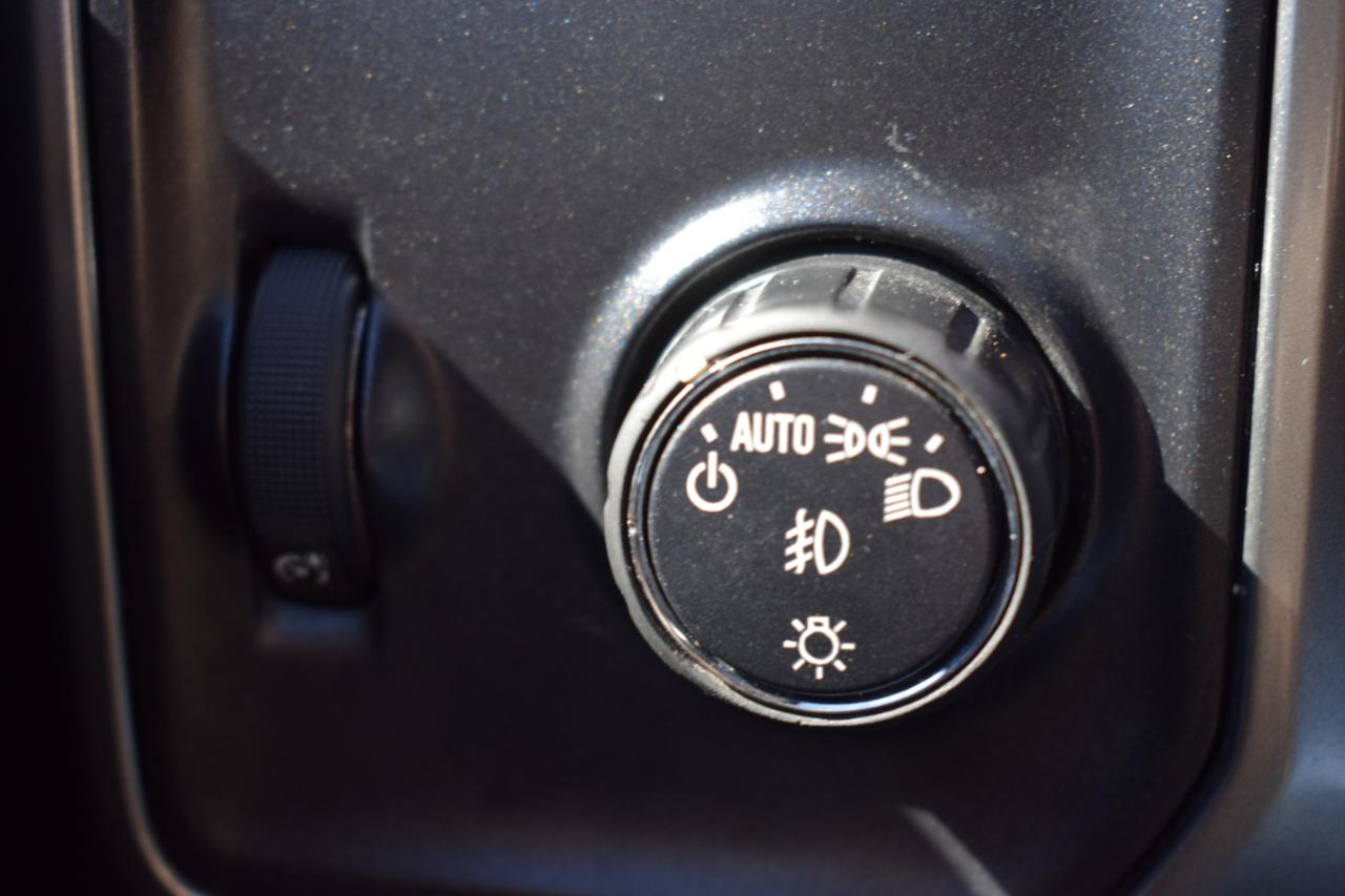 Chevrolet Silverado 1500 LT Crew Cab 2WD 2018