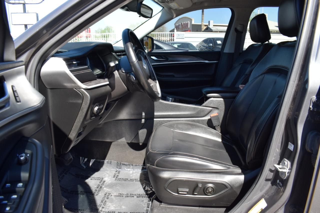 Jeep Grand Cherokee Limited 4WD 2021