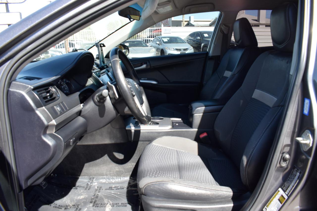 Toyota Camry XLE 2013