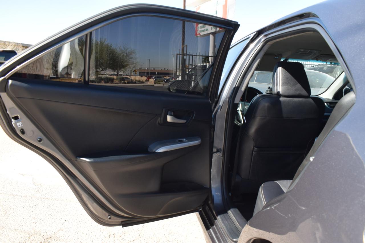 Toyota Camry XLE 2013