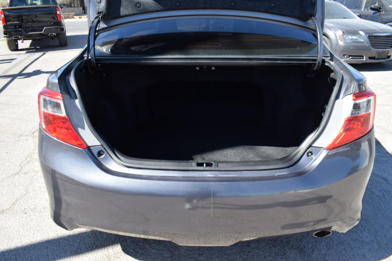 Toyota Camry XLE 2013