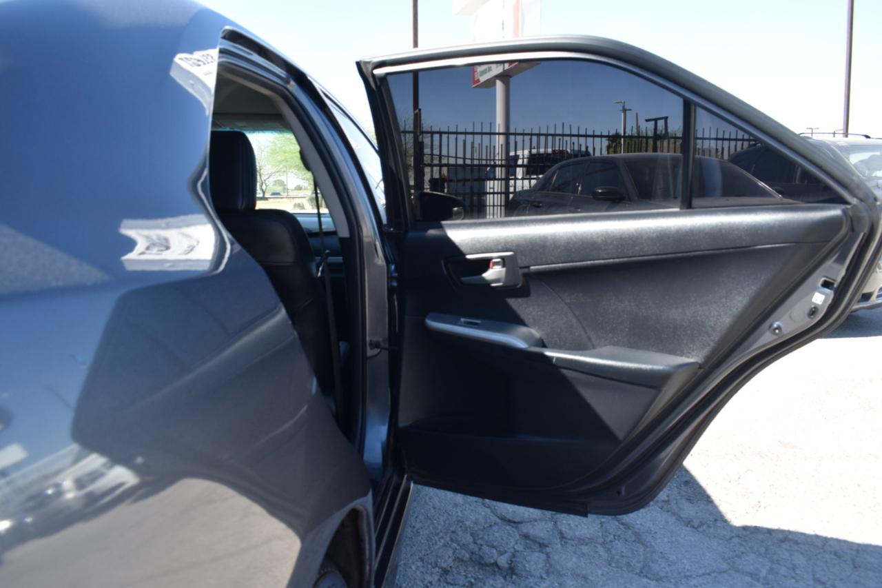 Toyota Camry XLE 2013