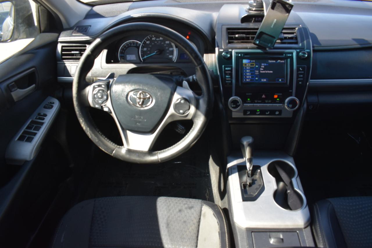Toyota Camry XLE 2013