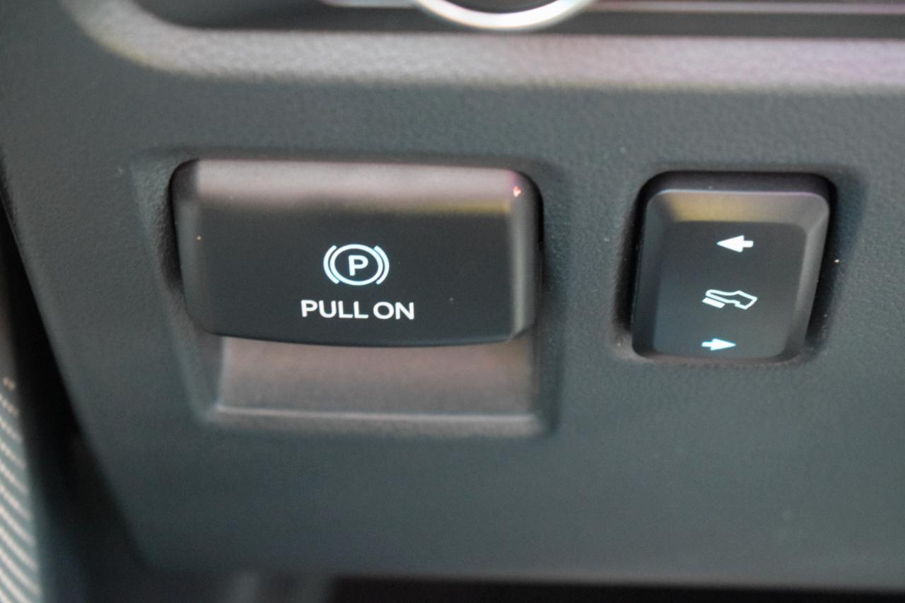 Ford F-150 Platinum SuperCrew 5.5-ft. Bed 4WD 2021