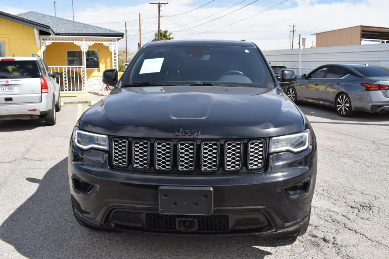 Jeep Grand Cherokee Laredo E 2WD 2021