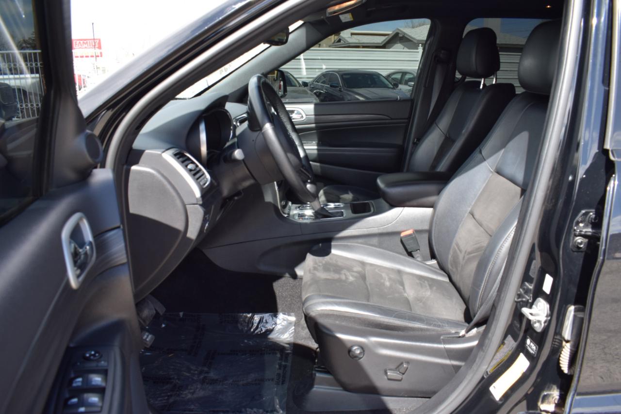 Jeep Grand Cherokee Laredo E 2WD 2021