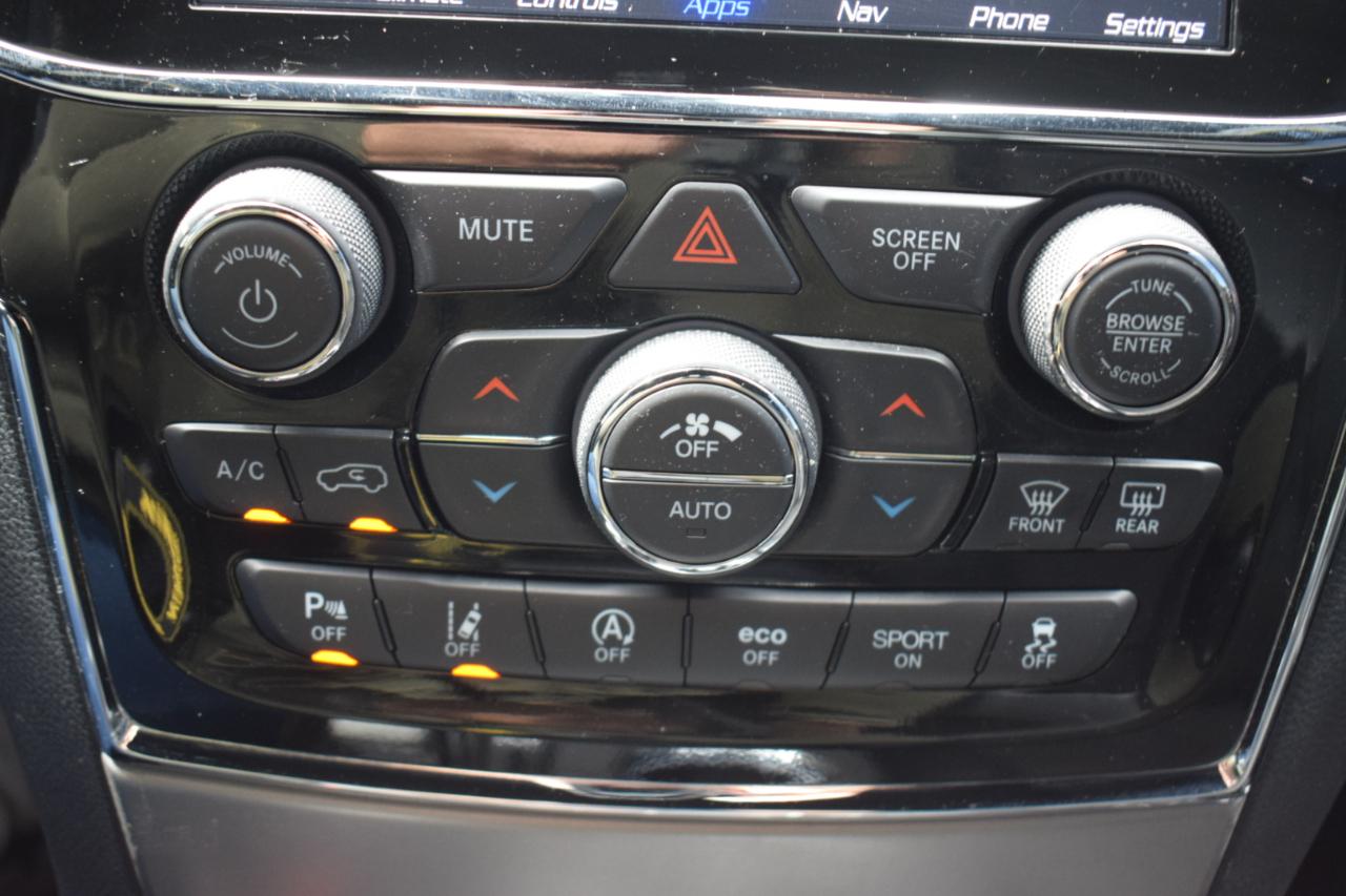 Jeep Grand Cherokee Laredo E 2WD 2021