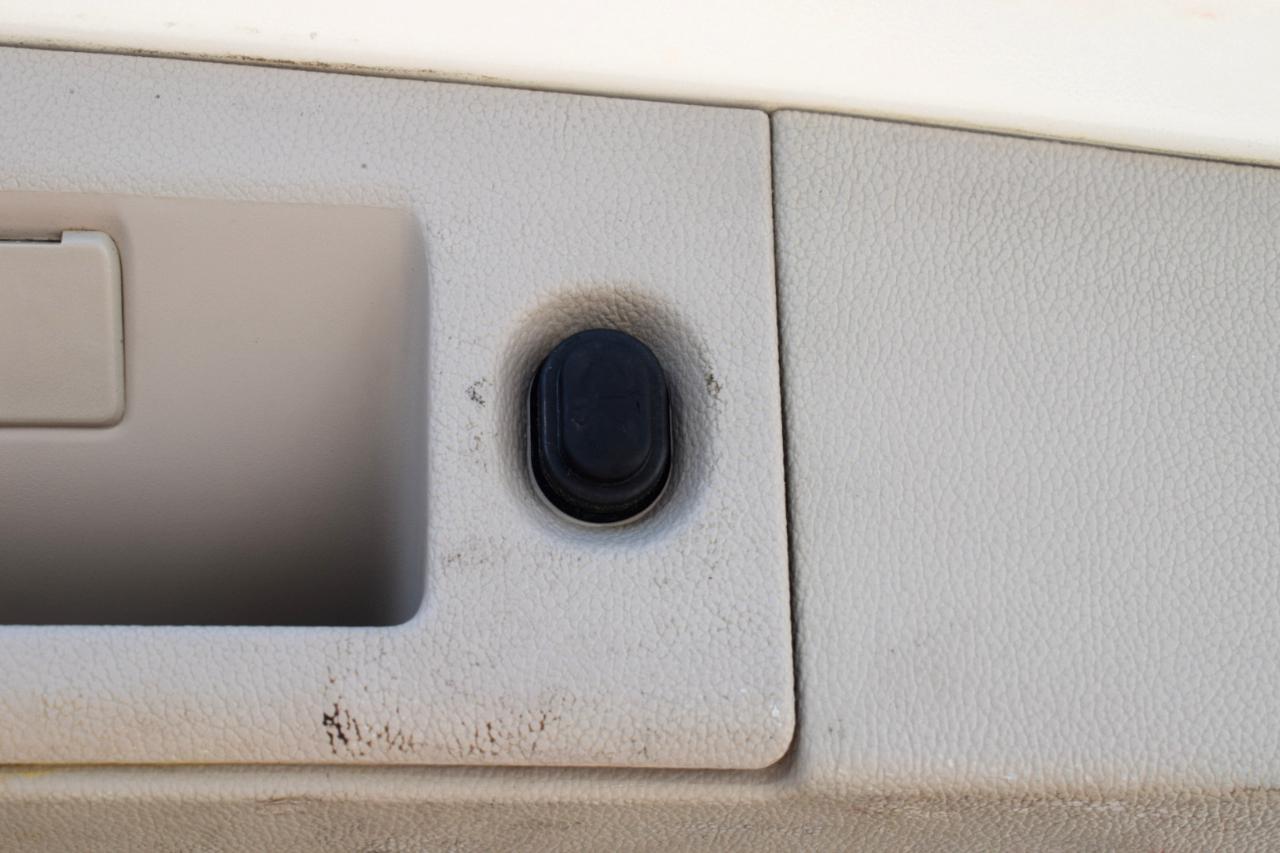 GMC Yukon Denali XL 2WD 2015