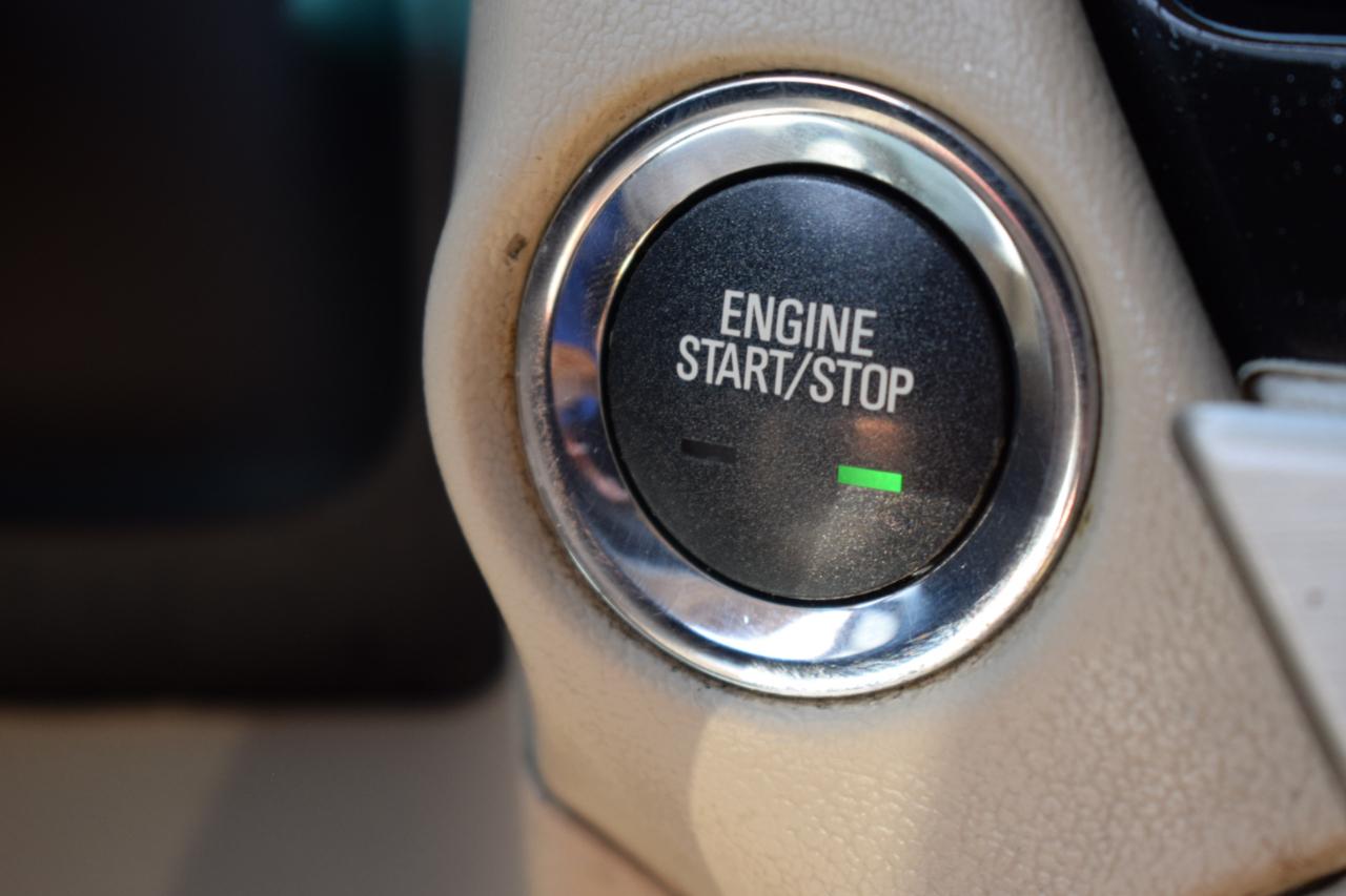 GMC Yukon Denali XL 2WD 2015