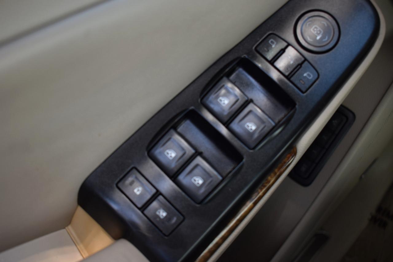 GMC Yukon Denali XL 2WD 2015