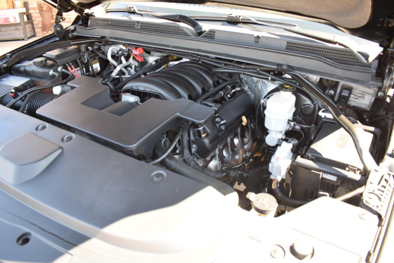 Cadillac Escalade Luxury 2WD 2015