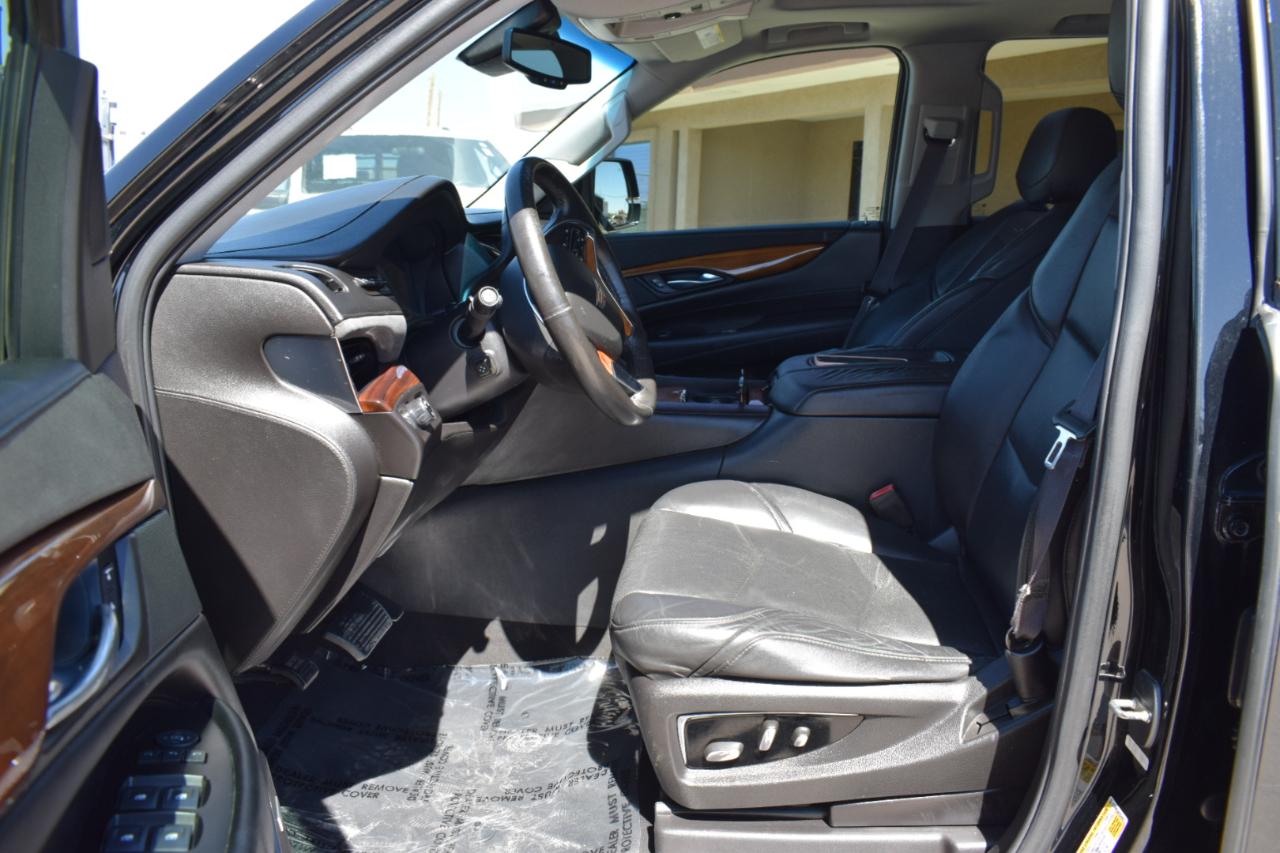 Cadillac Escalade Luxury 2WD 2015