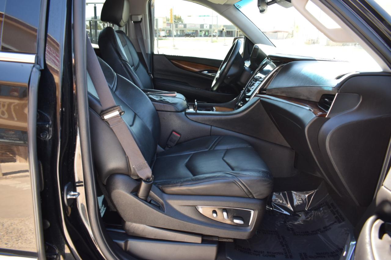 Cadillac Escalade Luxury 2WD 2015