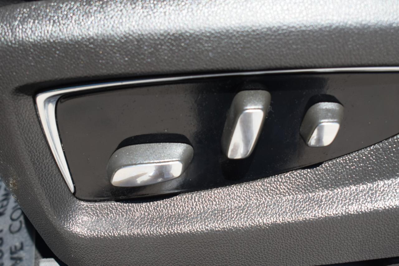 Cadillac Escalade Luxury 2WD 2015