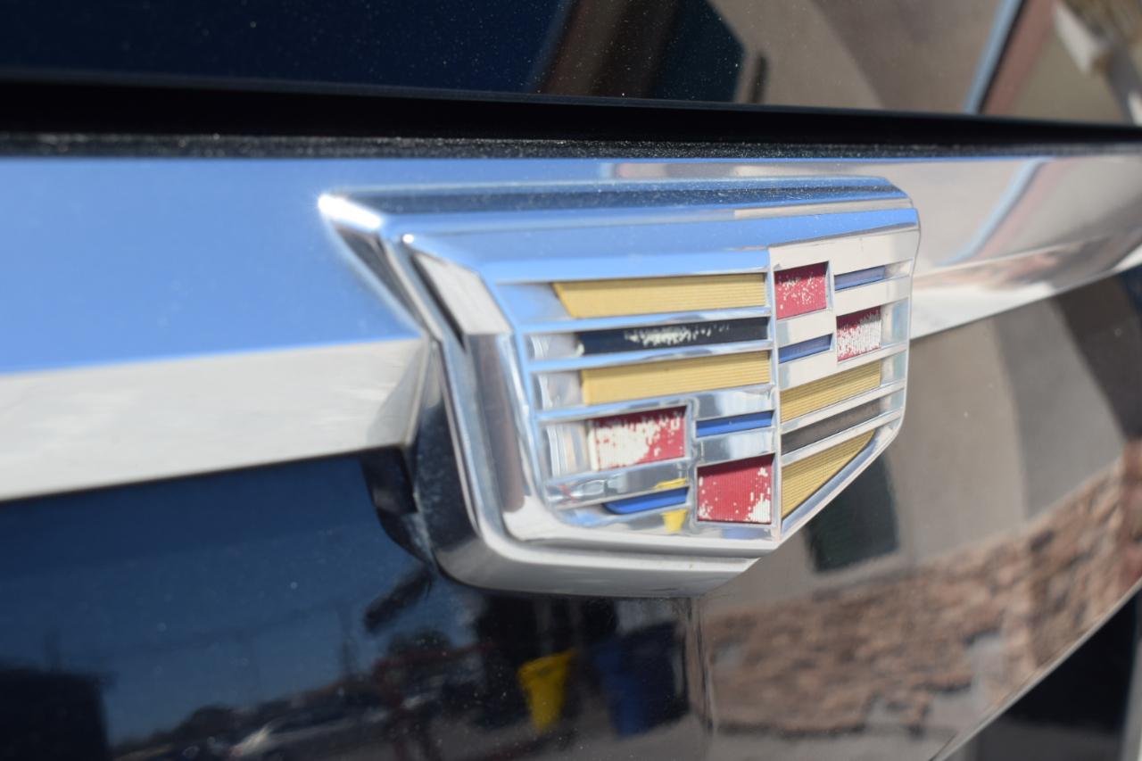 Cadillac Escalade Luxury 2WD 2015