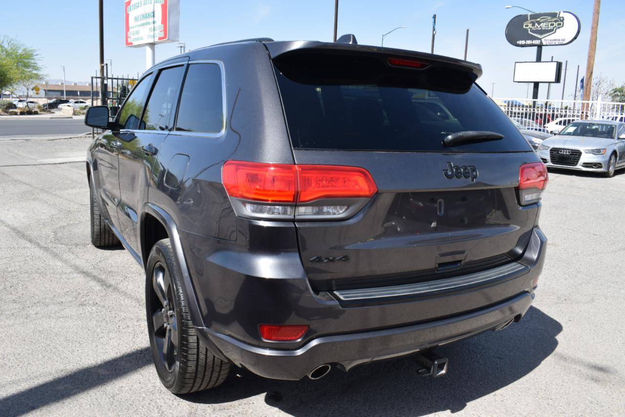 Jeep Grand Cherokee Laredo 4WD 2015