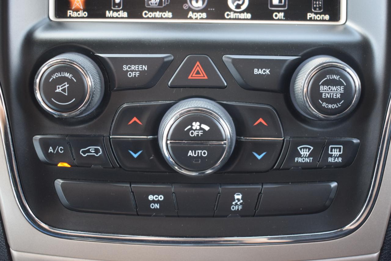 Jeep Grand Cherokee Laredo 4WD 2015