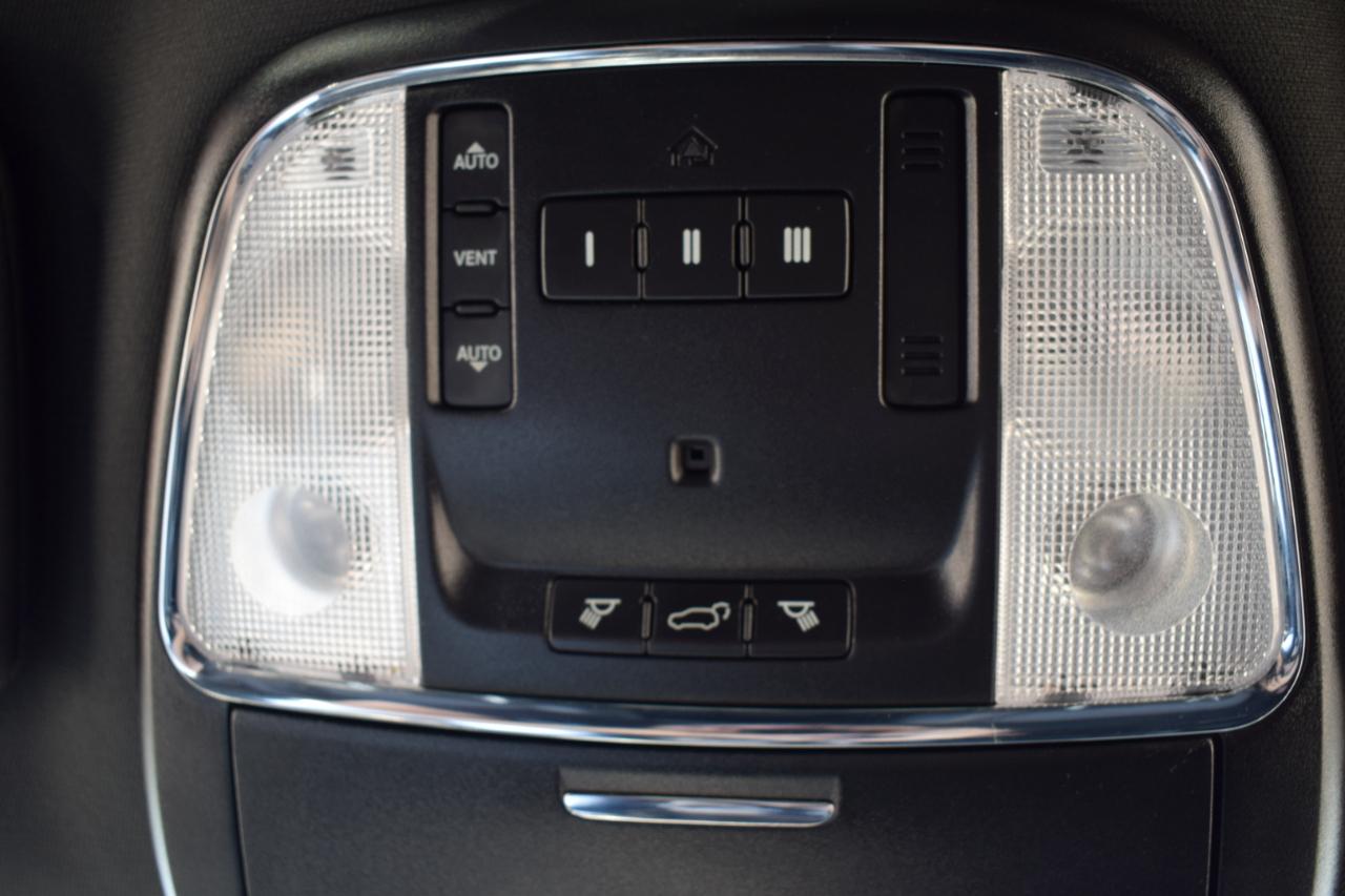 Jeep Grand Cherokee Laredo 4WD 2015