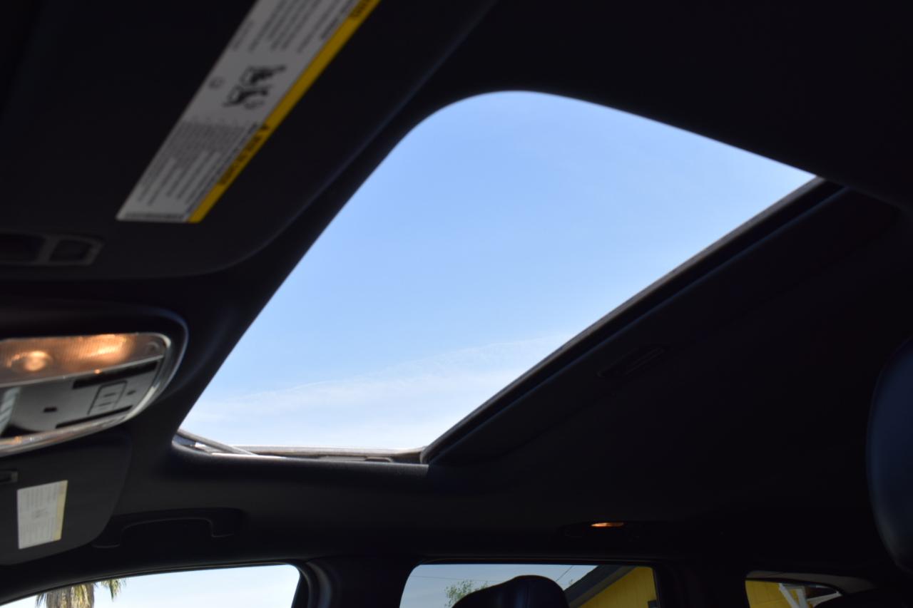 Jeep Grand Cherokee Laredo 4WD 2015