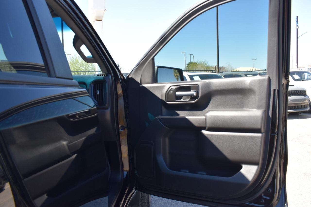 Chevrolet Silverado 1500 Custom Trail Boss Crew Cab Short Box 4WD 2019