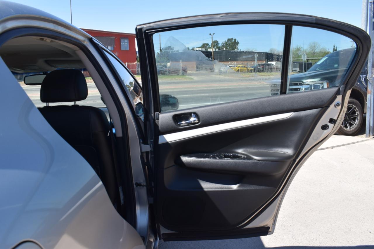 Infiniti G35 Base 2008