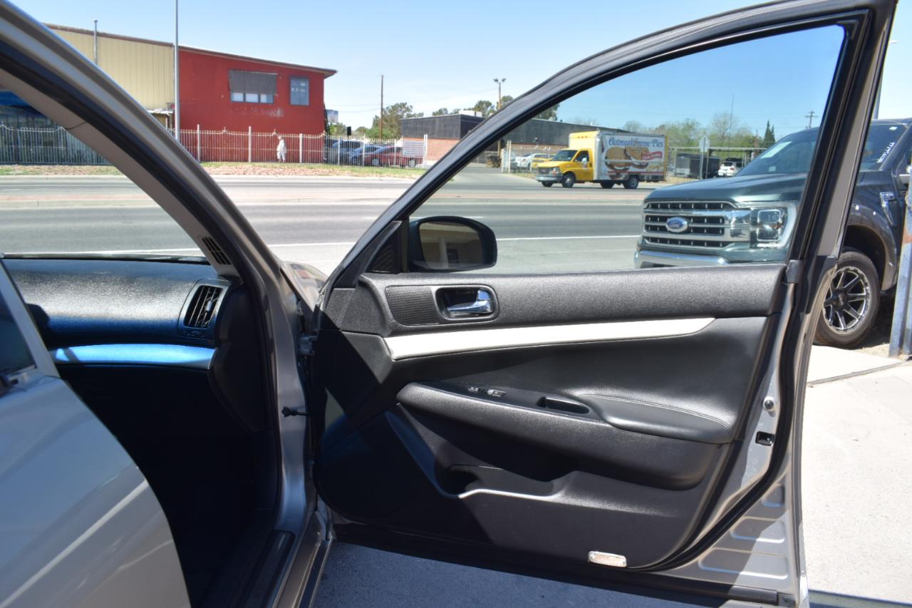 Infiniti G35 Base 2008