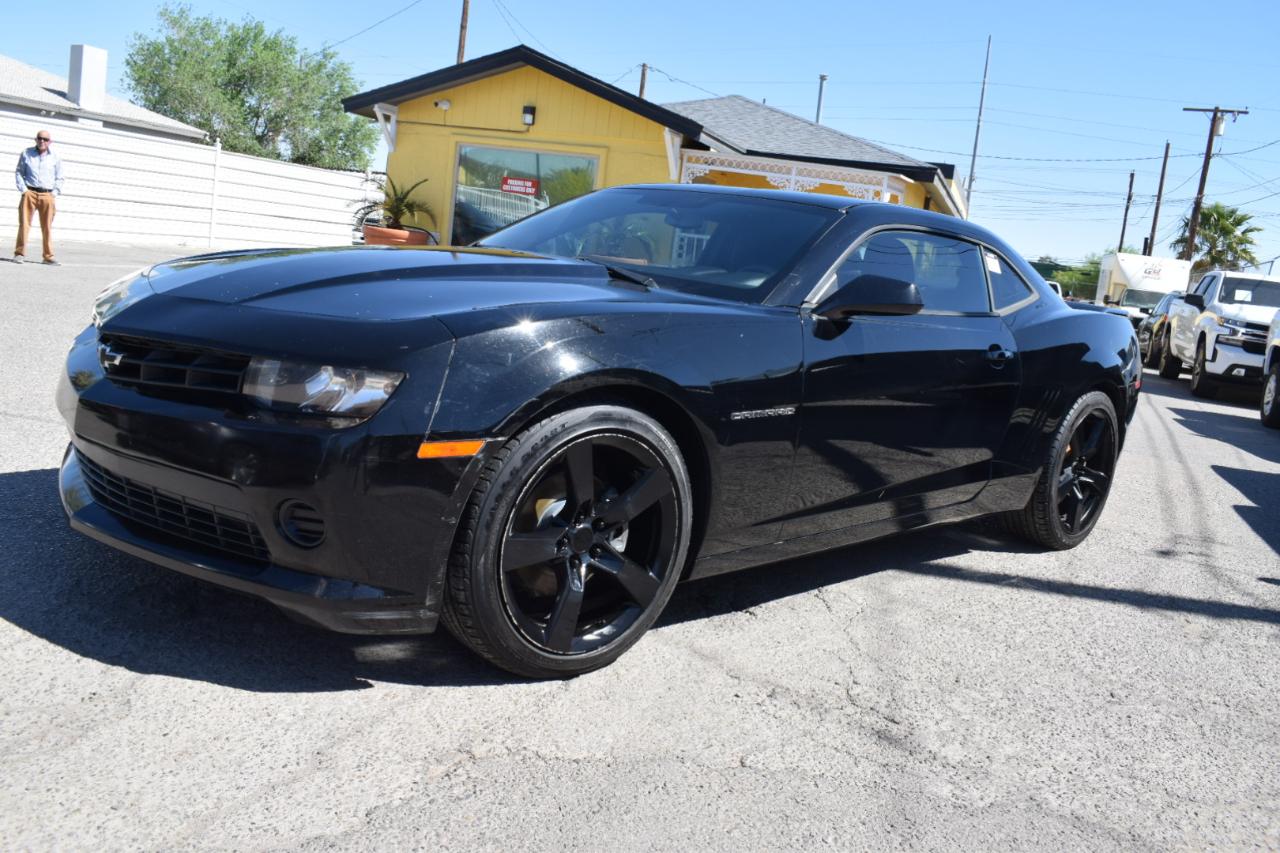 Chevrolet Camaro 1LS Coupe 2015