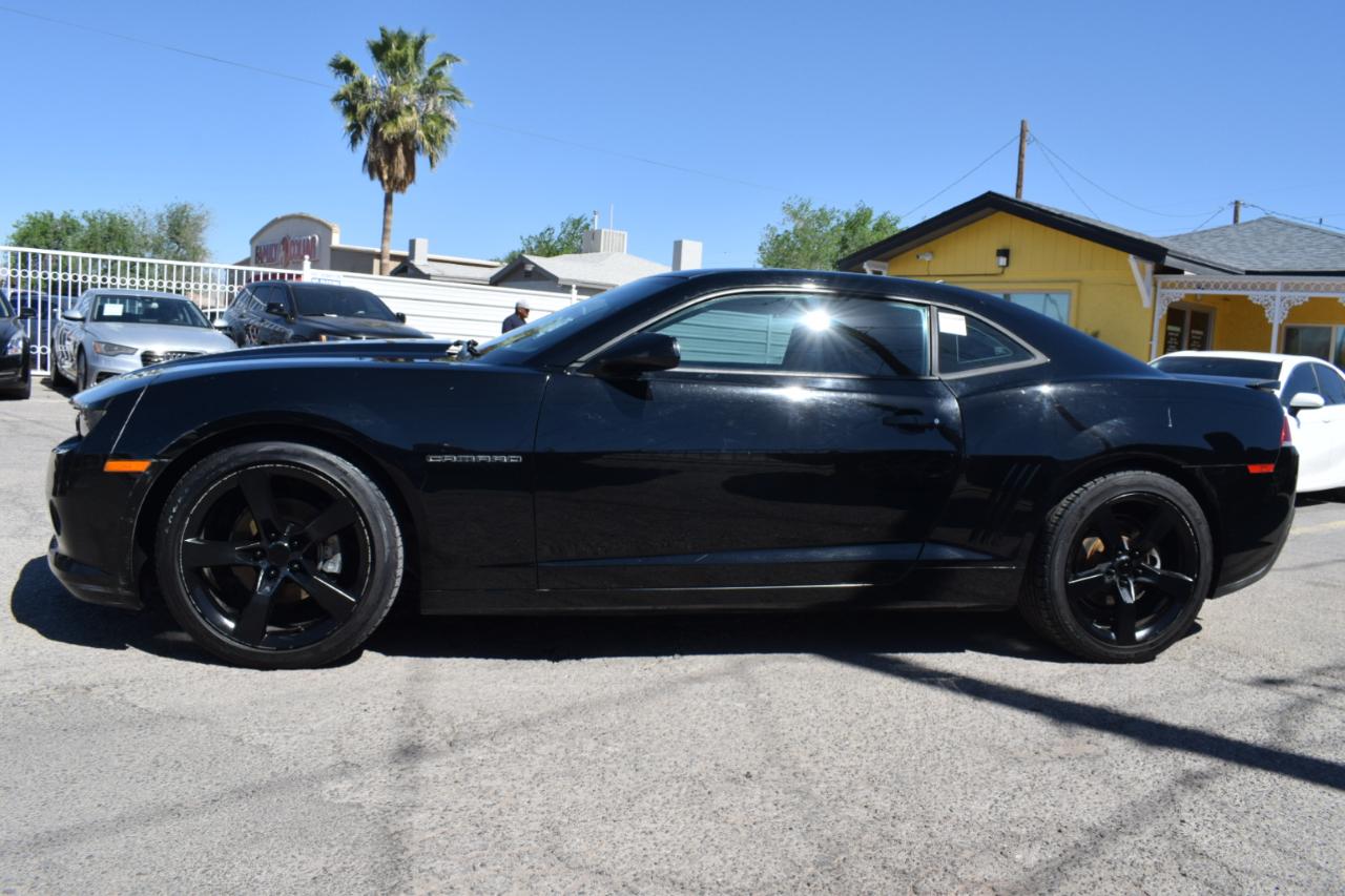 Chevrolet Camaro 1LS Coupe 2015