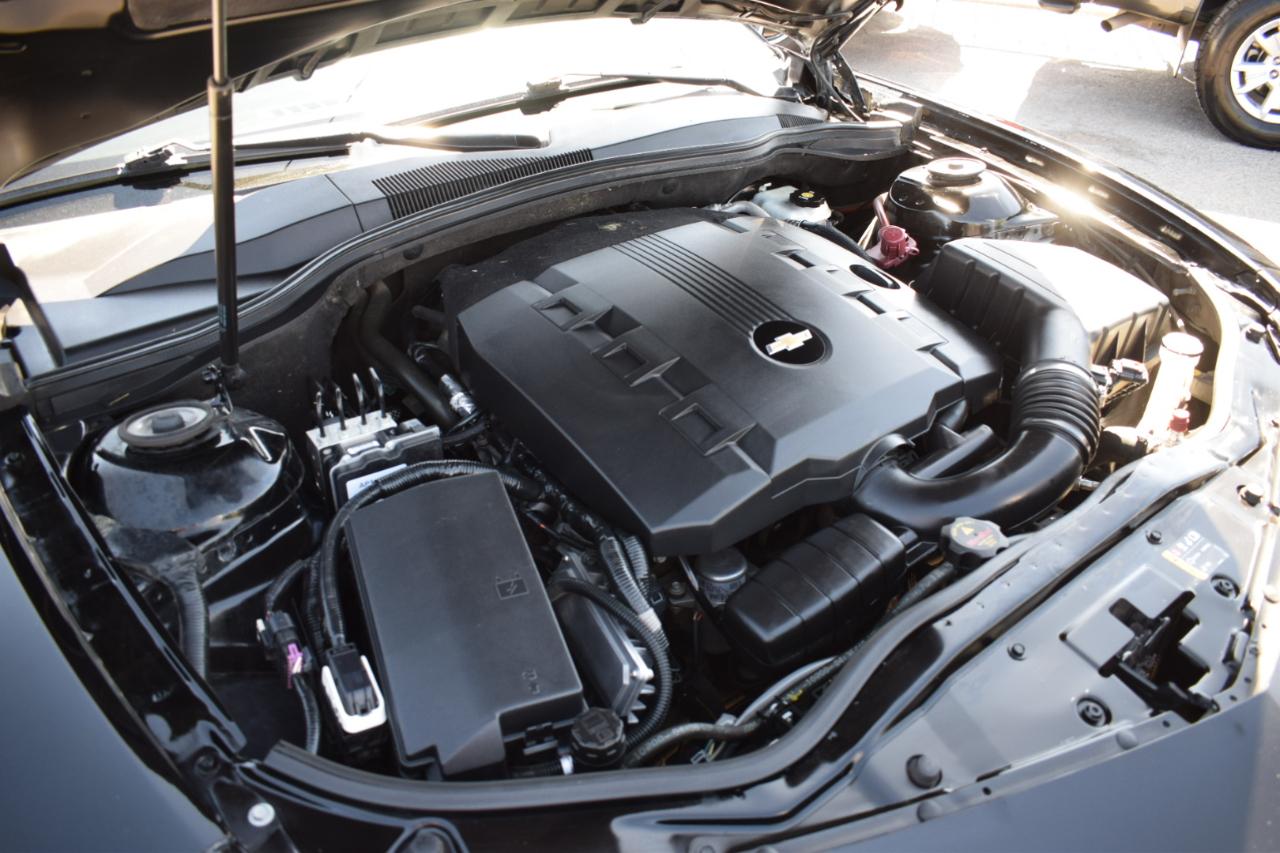 Chevrolet Camaro 1LS Coupe 2015