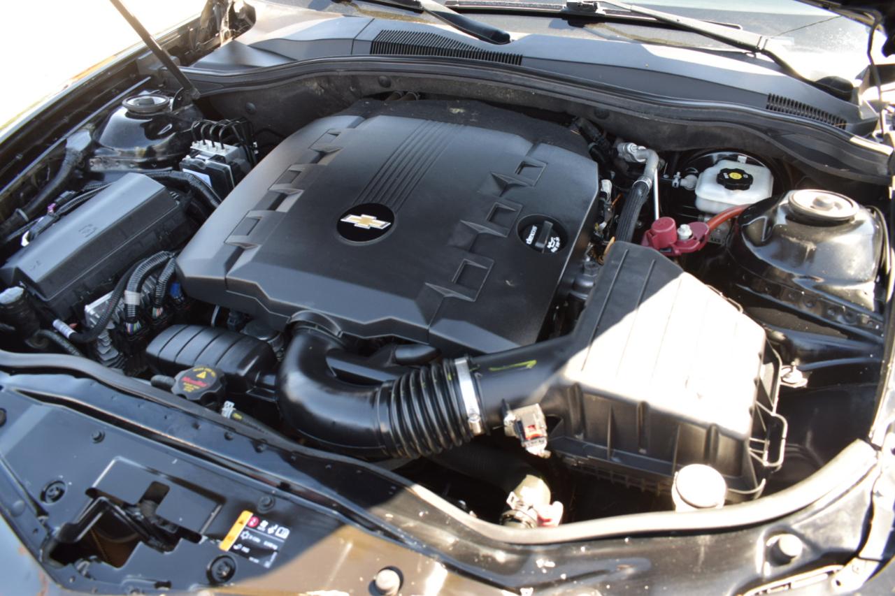 Chevrolet Camaro 1LS Coupe 2015