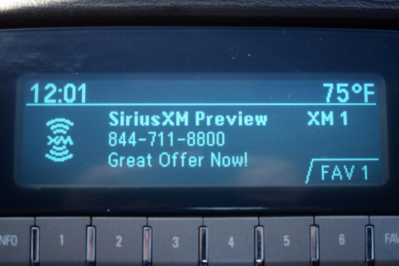 Chevrolet Camaro 1LS Coupe 2015