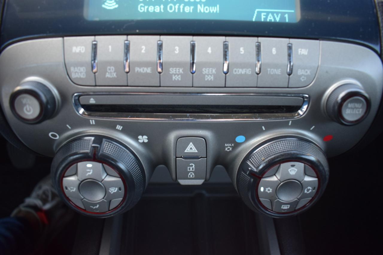 Chevrolet Camaro 1LS Coupe 2015