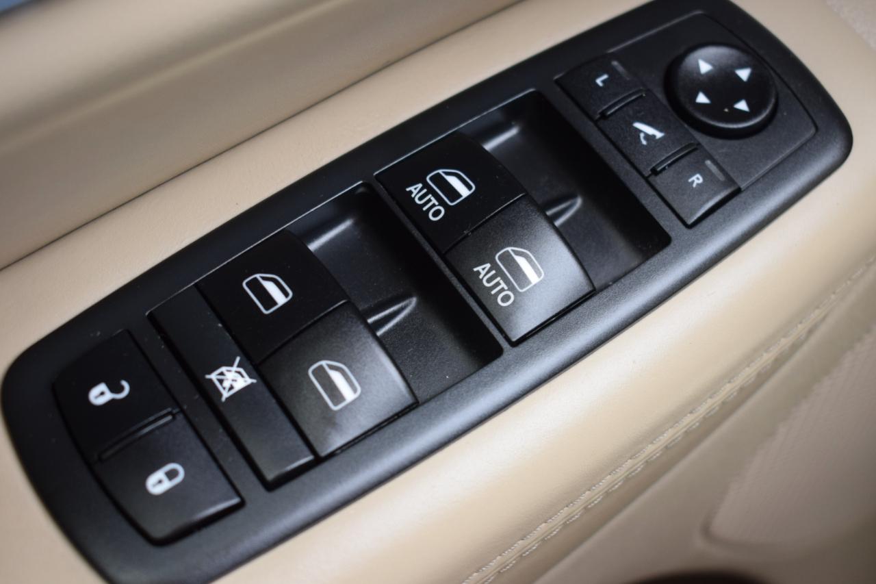 Jeep Grand Cherokee Overland 2WD 2018