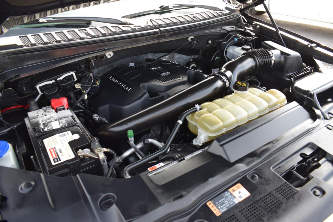 Lincoln Navigator Base 4WD 2019