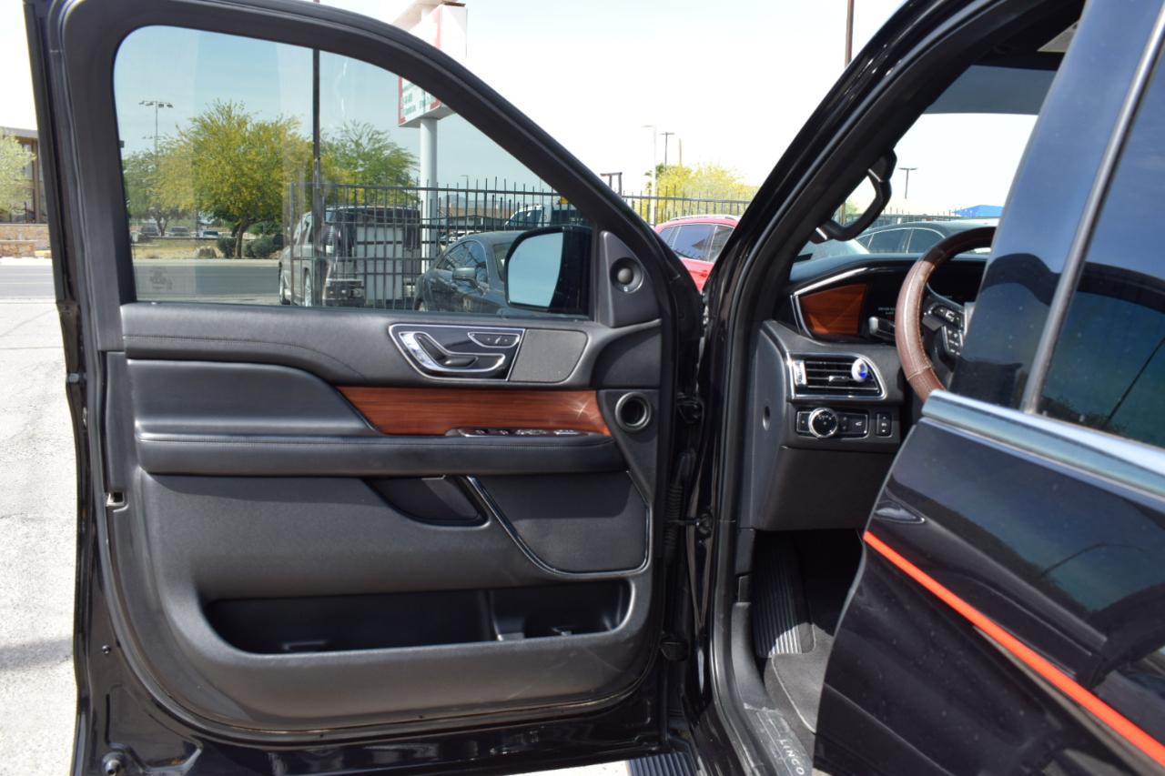 Lincoln Navigator Base 4WD 2019