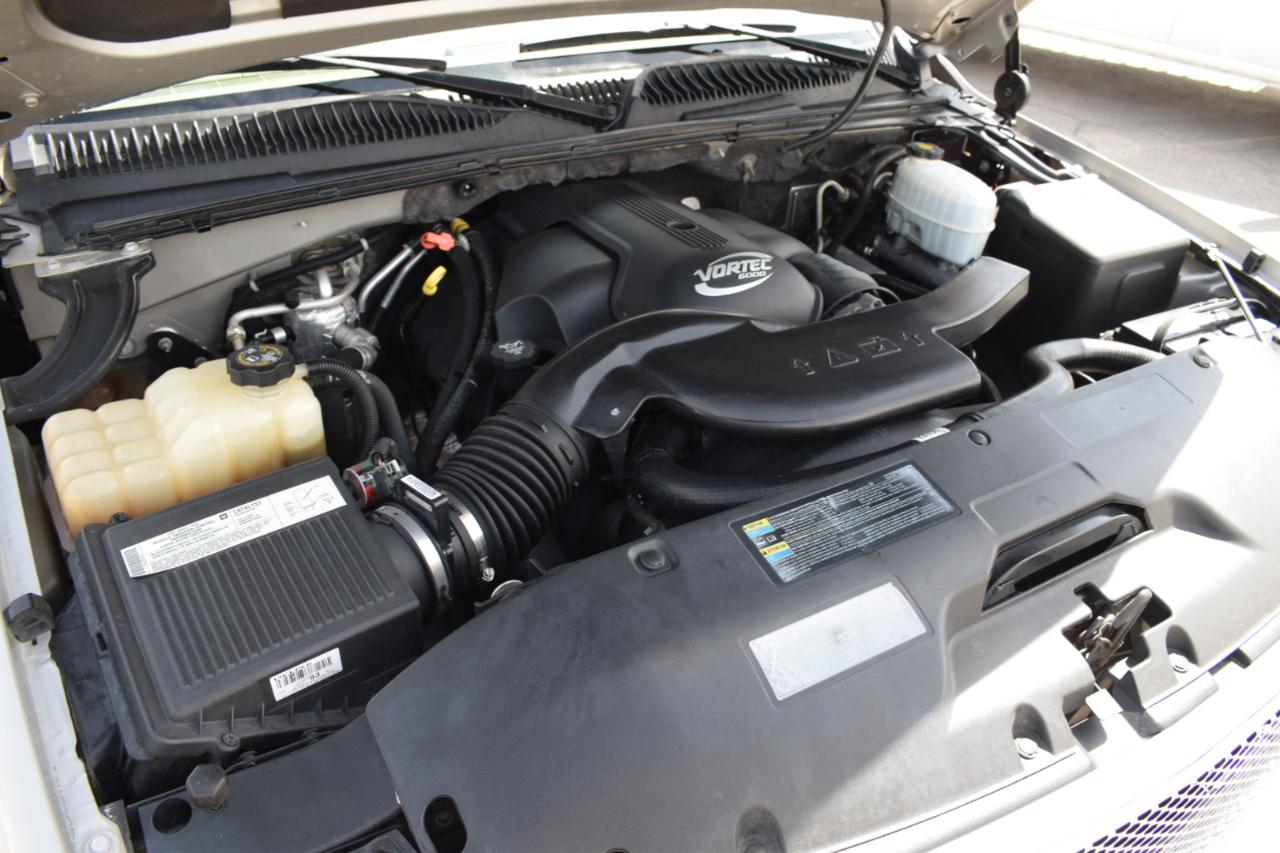 GMC Yukon Denali XL 2004