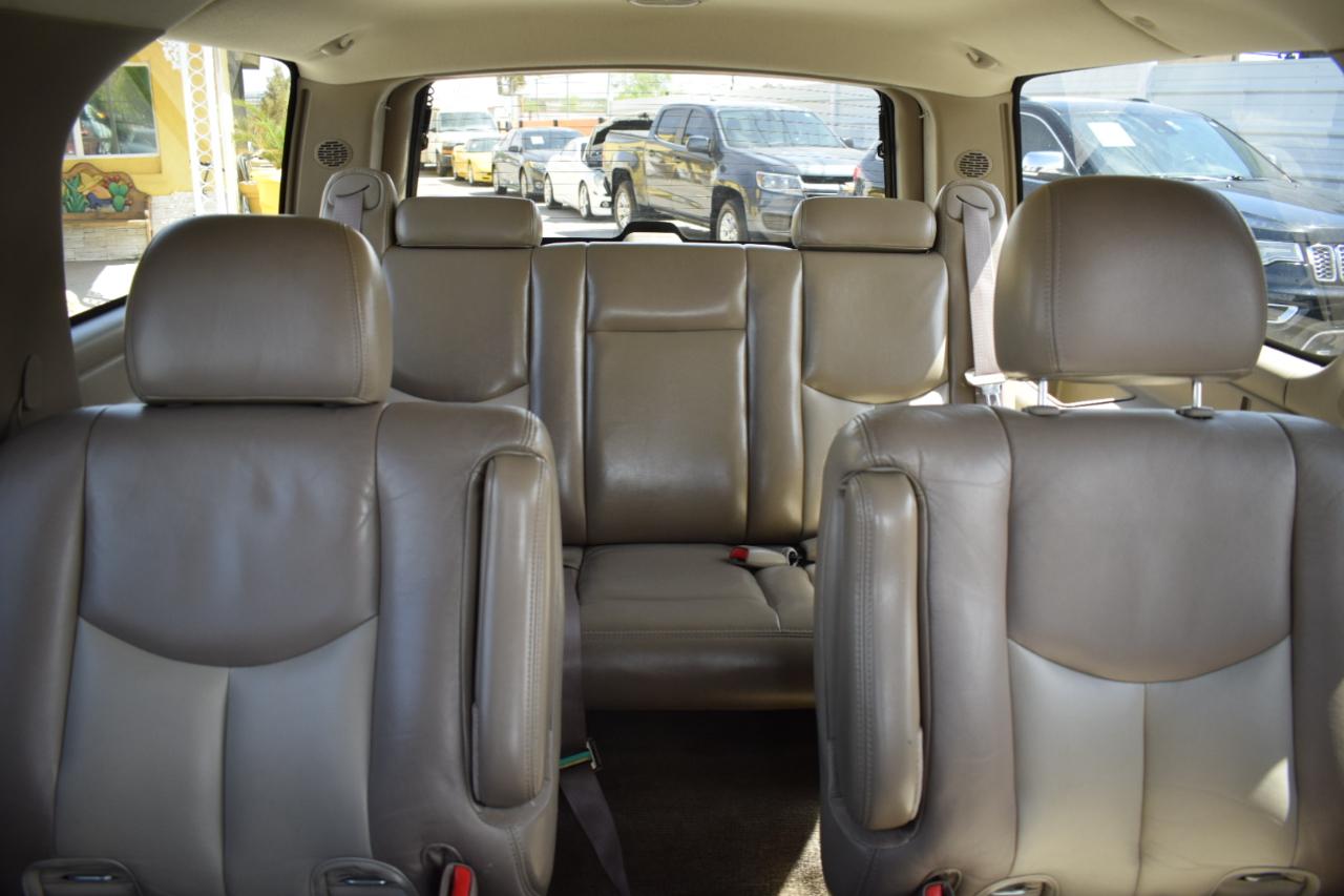 GMC Yukon Denali XL 2004