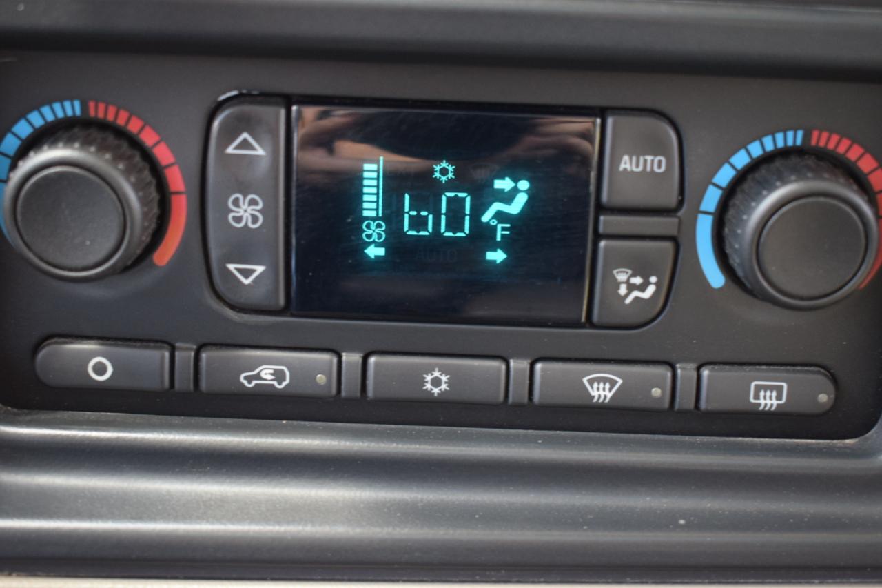 GMC Yukon Denali XL 2004