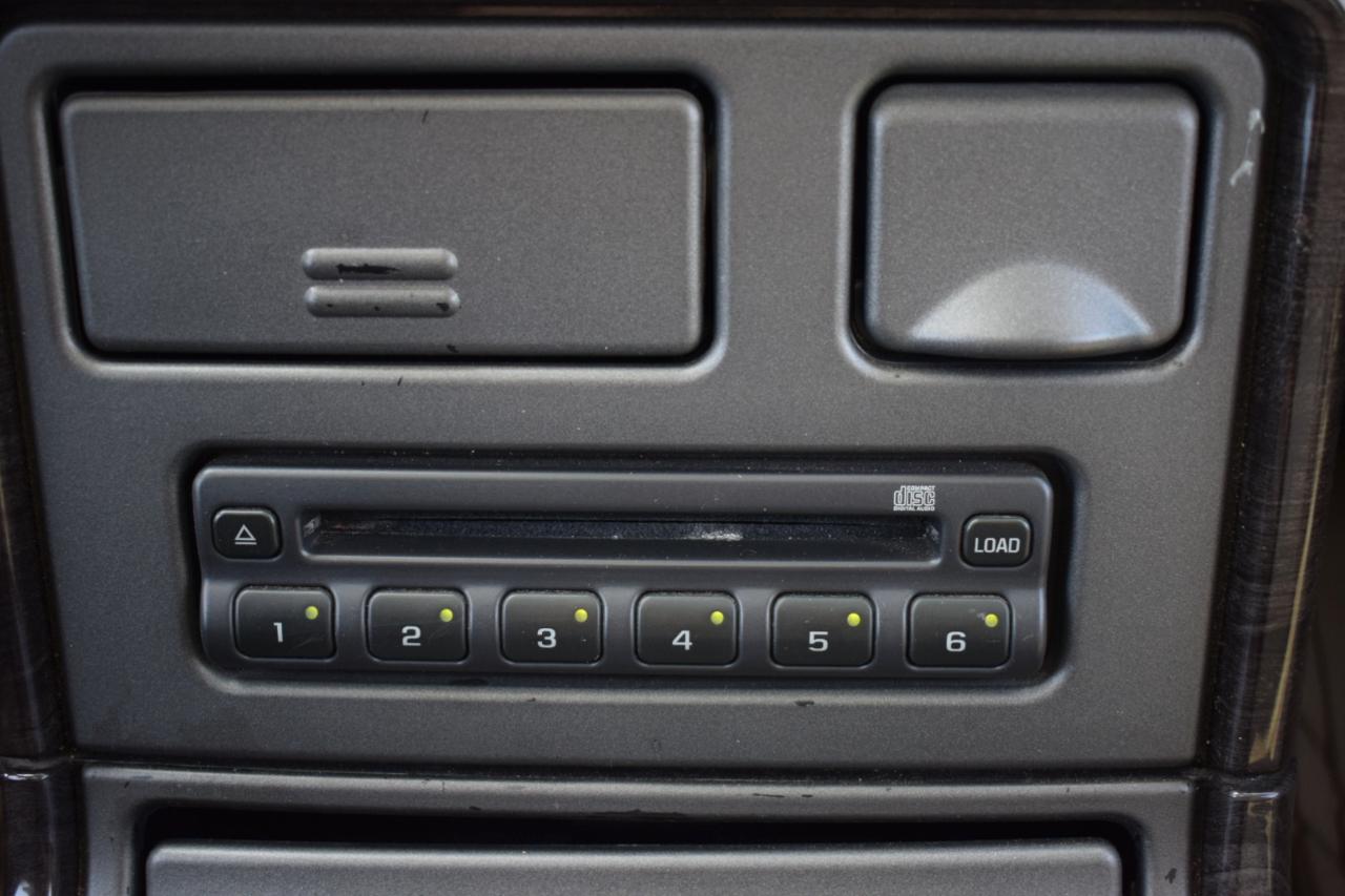 GMC Yukon Denali XL 2004