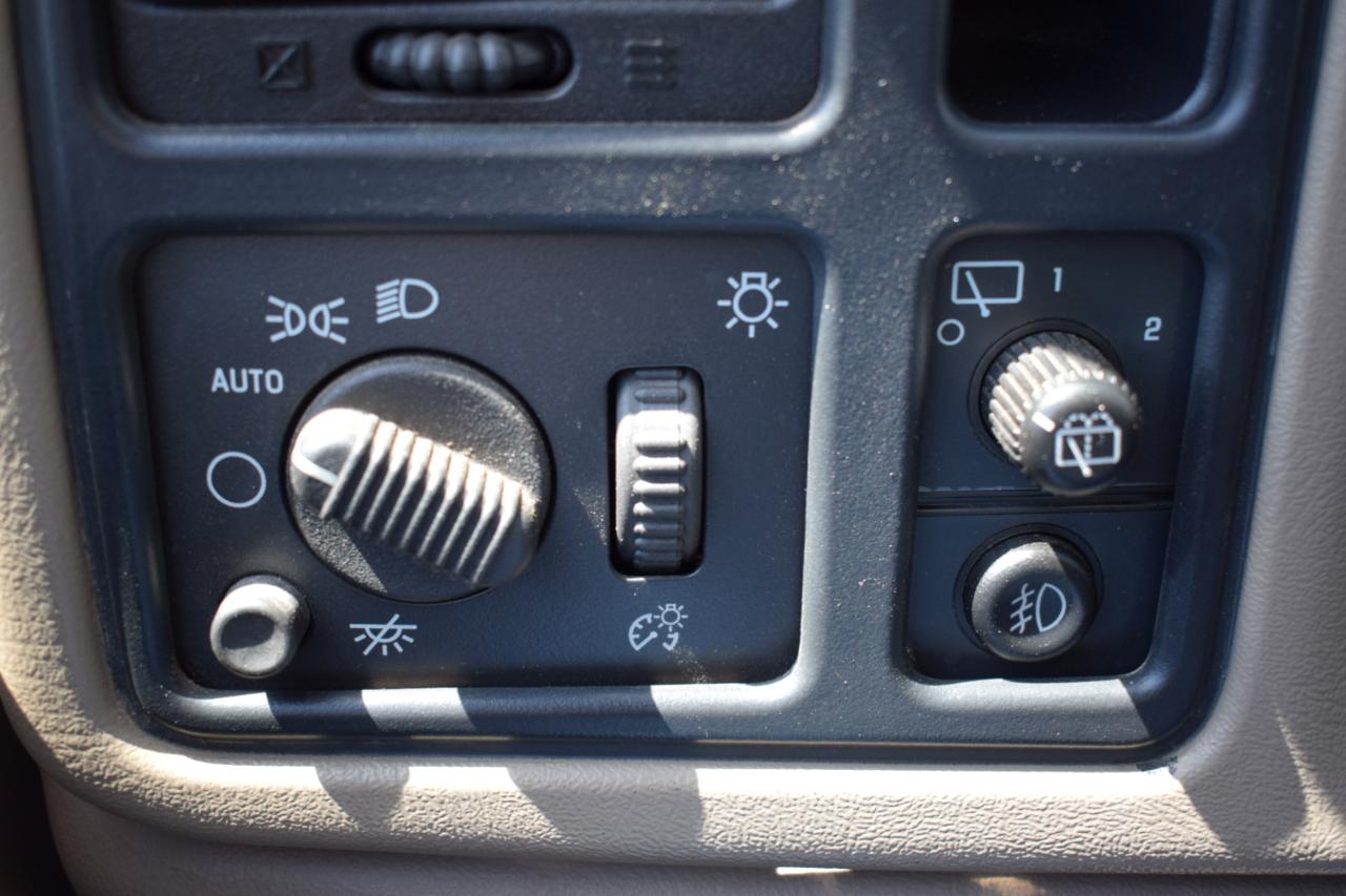 GMC Yukon Denali XL 2004