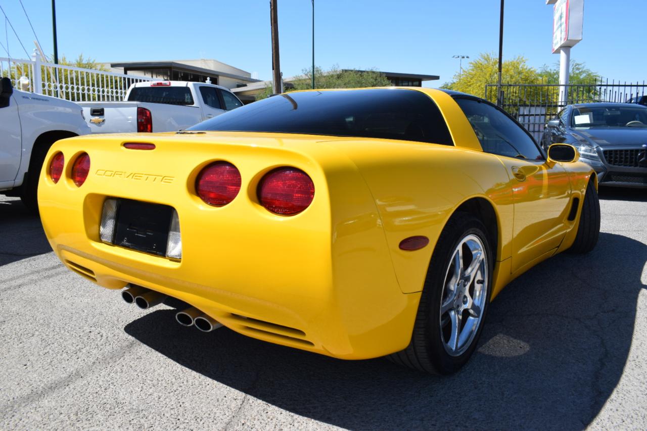 Chevrolet Corvette Coupe 2004