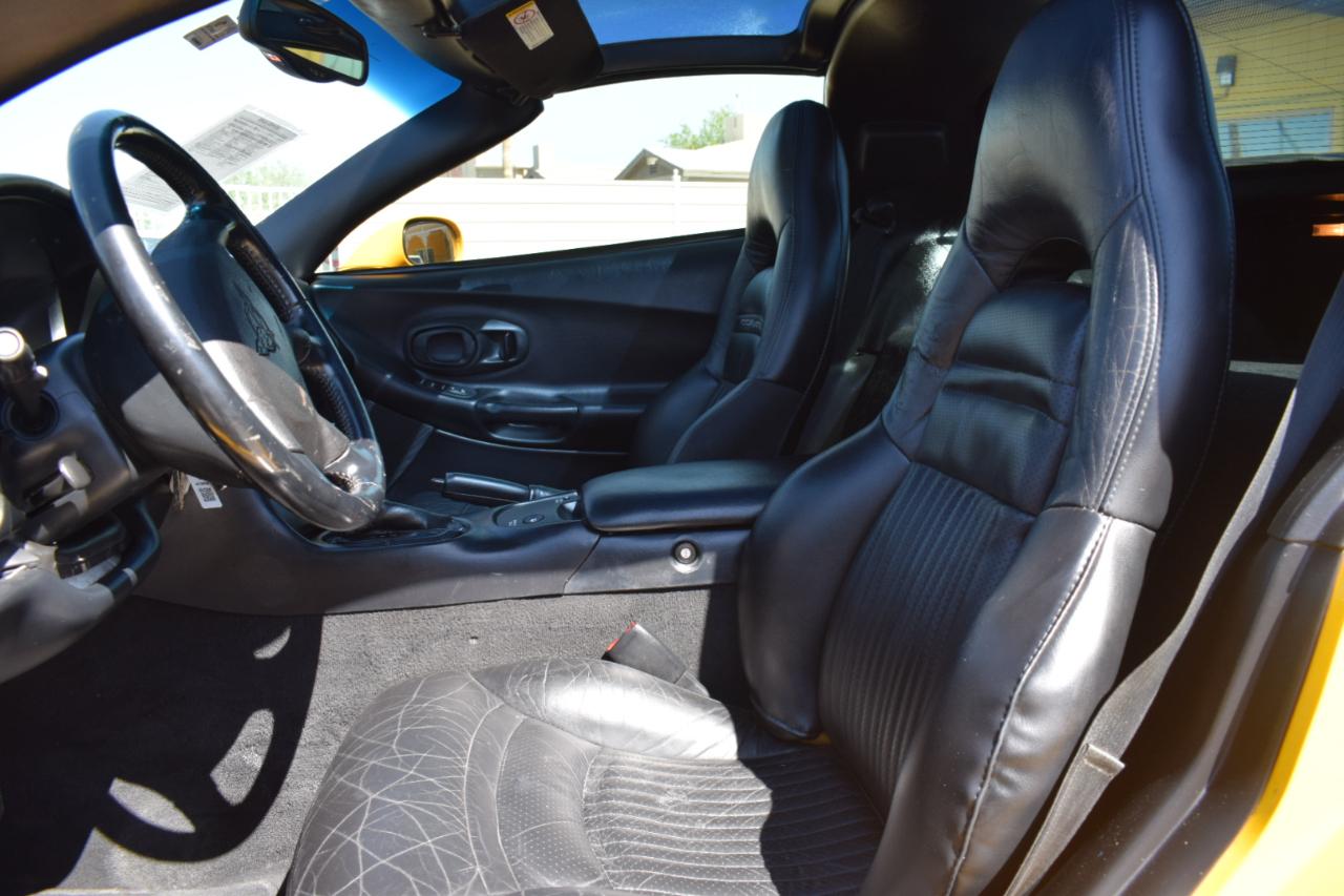 Chevrolet Corvette Coupe 2004