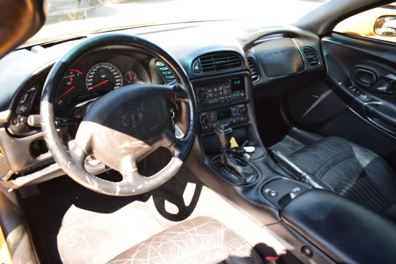 Chevrolet Corvette Coupe 2004