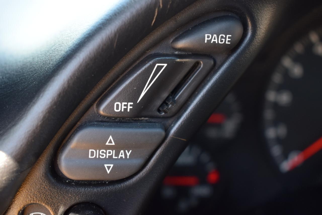 Chevrolet Corvette Coupe 2004