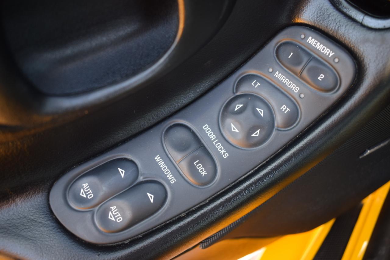 Chevrolet Corvette Coupe 2004