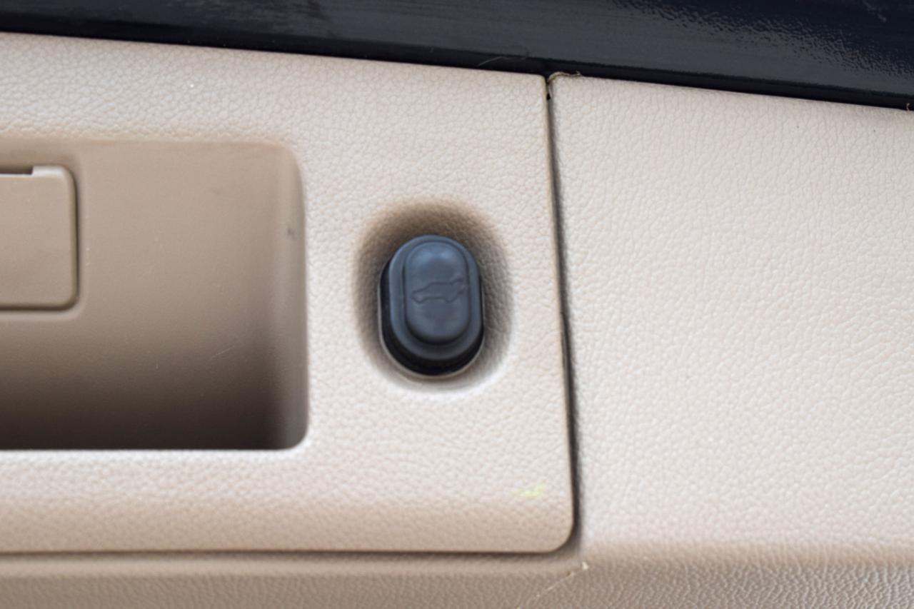 GMC Yukon SLT 2WD 2020