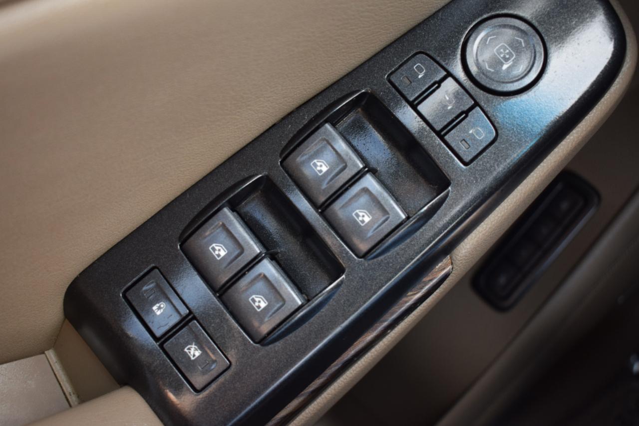 GMC Yukon SLT 2WD 2020